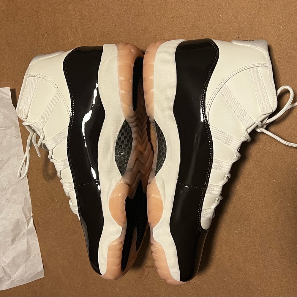 Jordan 11 Sz WMNS 12 MNS 10.5